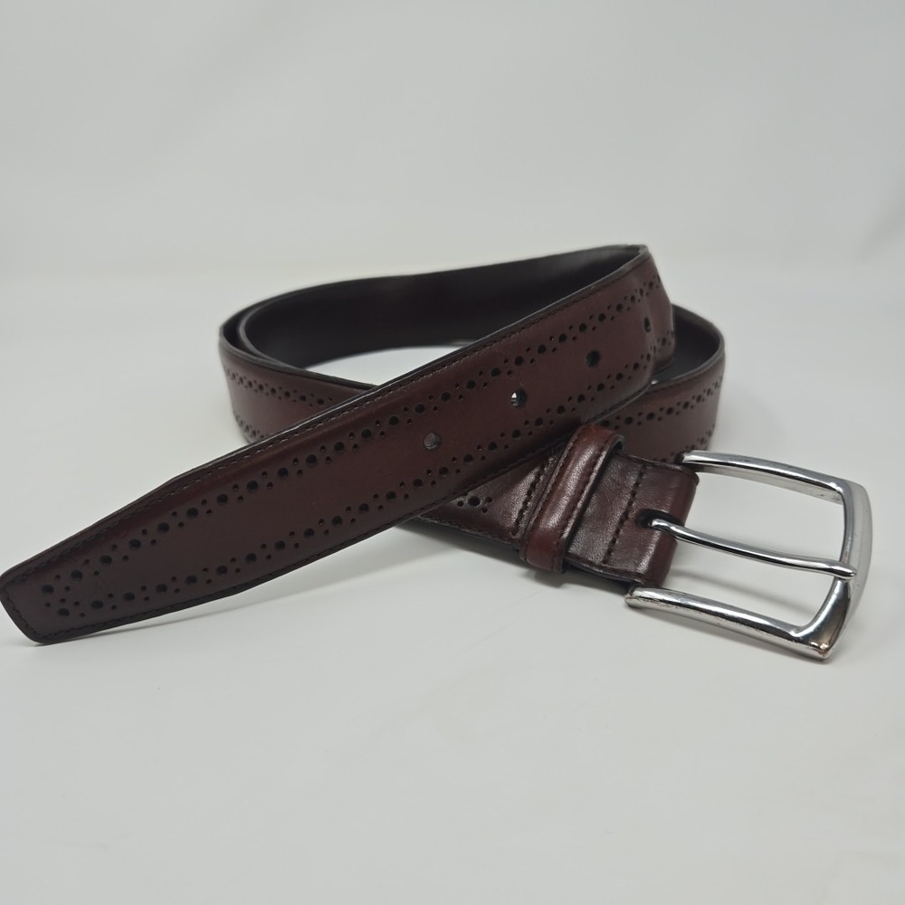 Allen Edmonds MANISTEE Leather Dress Belt Size 44  Brown 74006 USA Made Italian